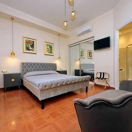 Luxury Di San Giacomo Apartment Рим Екстериор снимка