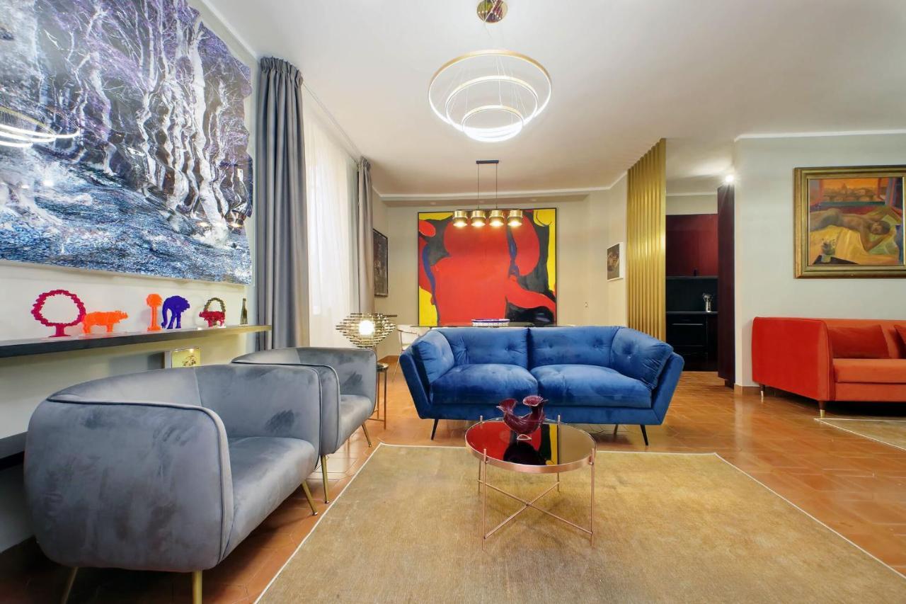 Luxury Di San Giacomo Apartment Рим Екстериор снимка