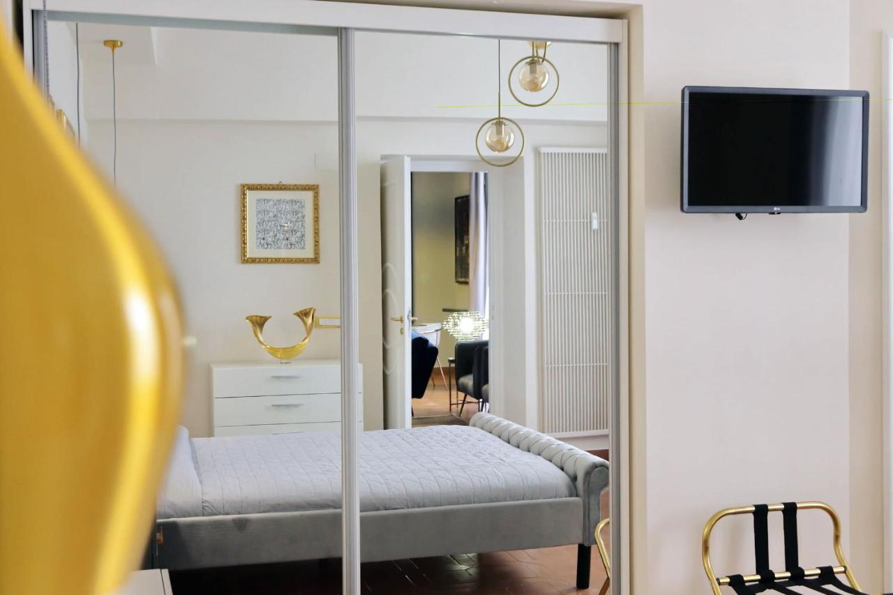 Luxury Di San Giacomo Apartment Рим Екстериор снимка